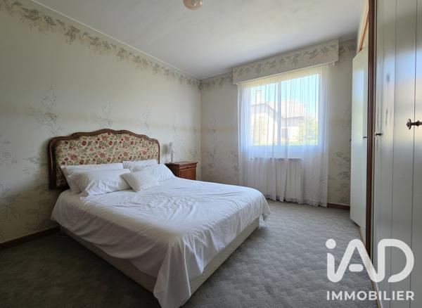 Maison à vendre 8 pièces 220 m² Sainte-Radegonde
