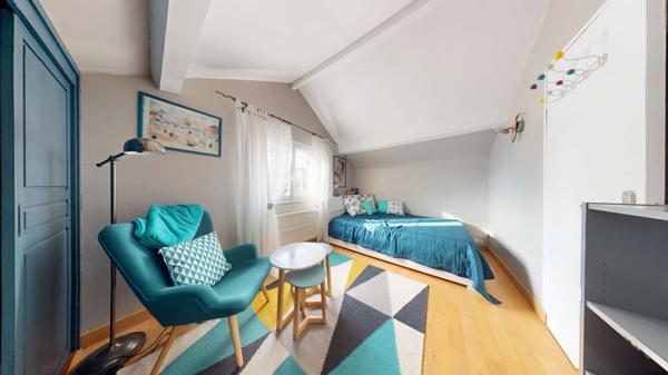 Maison Roissy En Brie 7 pièce(s) 130 m2