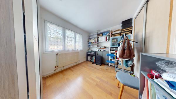 Maison Roissy En Brie 7 pièce(s) 130 m2