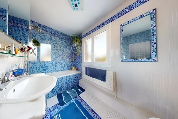 Maison Roissy En Brie 7 pièce(s) 130 m2