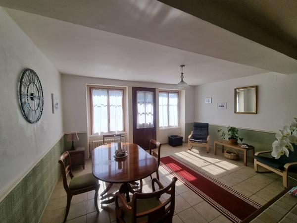 Maison à vendre à Ombrée d'Anjou (49420) - Maine-et-Loire