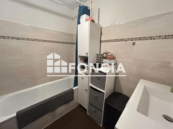Location Appartement 4 pièces 84.05 m² - ILOT 10 Ste Foy Les Lyon 69110