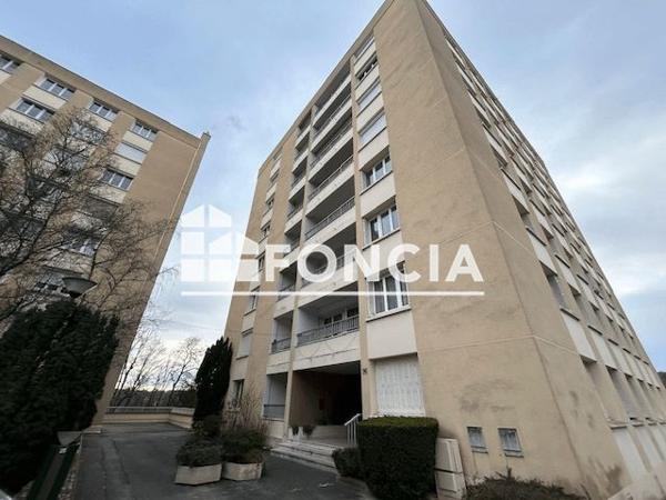 Location Appartement 4 pièces 84.05 m² - ILOT 10 Ste Foy Les Lyon 69110