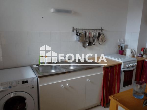 Location Appartement meublé 2 pièces 44.5 m² - 24 RUE VICTOR HUGO Montreuil Juigne 49460