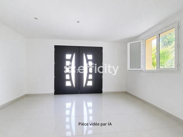 Maison
         3 pièces
        - 142 m² Exclusivité 378 000 €*
