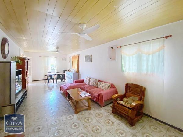 Maison à vendre 4 pièces 131m² Saint-Pierre (97410)