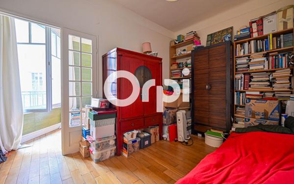 Appartement à vendre    3 pièces •  Paris 20