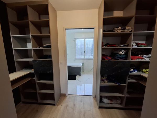 Location Maison 10 pièces 184 m2 à Boissy-le-Châtel