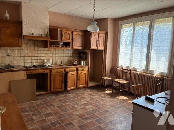 À VENDRE ? AVEYRON, à LAURAS commune de ROQUEFROT-SUR-SOULZON Ensemble immobilier de 177 m² hab...