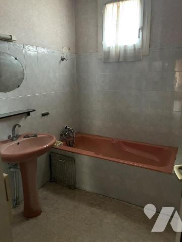 À VENDRE ? AVEYRON, à LAURAS commune de ROQUEFROT-SUR-SOULZON Ensemble immobilier de 177 m² hab...