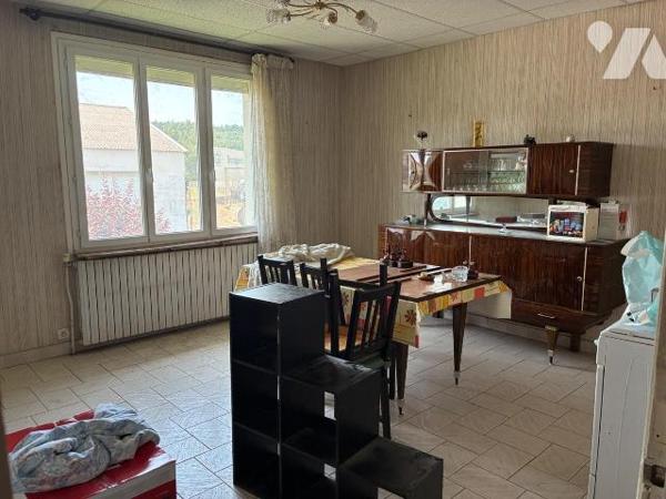 À VENDRE ? AVEYRON, à LAURAS commune de ROQUEFROT-SUR-SOULZON Ensemble immobilier de 177 m² hab...