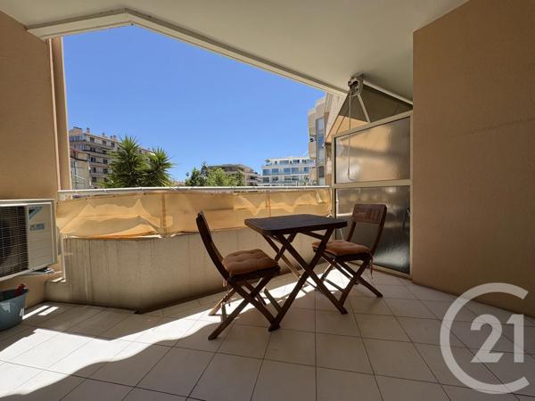 Appartement F2 à vendre  2 pièces - 39,06 m 2   ANTIBES  - 06