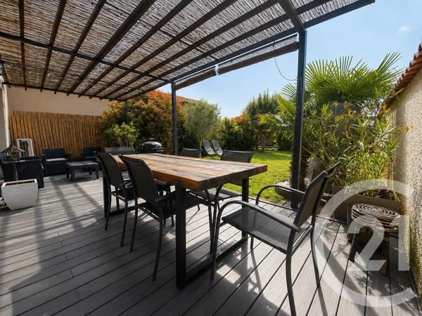 Maison à vendre  5 pièces - 121 m 2   MEYZIEU  - 69