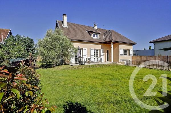 Maison à vendre  5 pièces - 121 m 2   MEYZIEU  - 69
