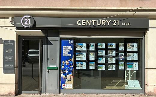 Maison à vendre  5 pièces - 121 m 2   MEYZIEU  - 69