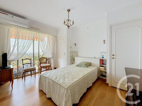 Appartement F3 à vendre  3 pièces - 86,52 m 2   ANTIBES  - 06