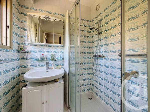 Appartement F3 à vendre  3 pièces - 86,52 m 2   ANTIBES  - 06