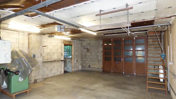 Haute-Amance (52600) Sud Haute Marne proche Langres atelier pouvant être transformé en habitation