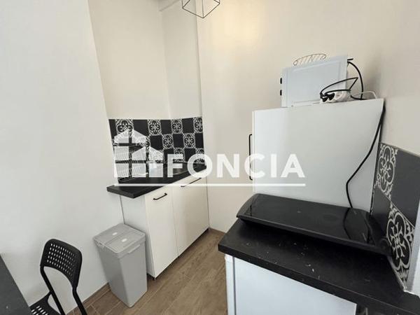 Location Studio meublé 20.28 m² - 20 RUE CHARLES LATERRADE Talence 33400