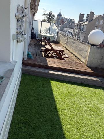 Appartement 8 pièces - 161 m²