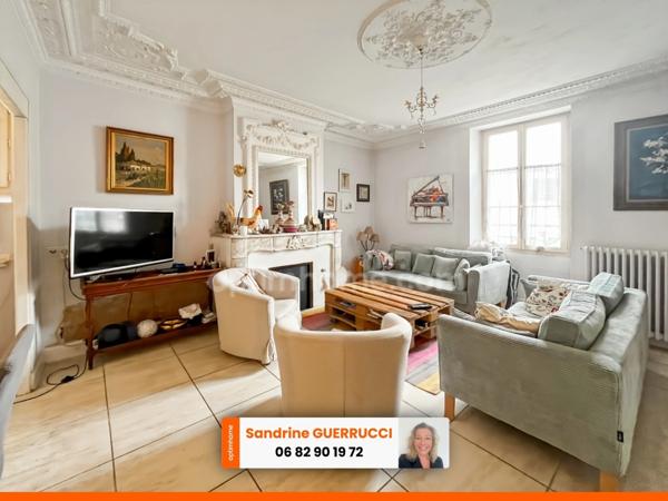 MAISON EN PIERRE + MAISONNETTE + GARAGE 10 PIECES 230 M²