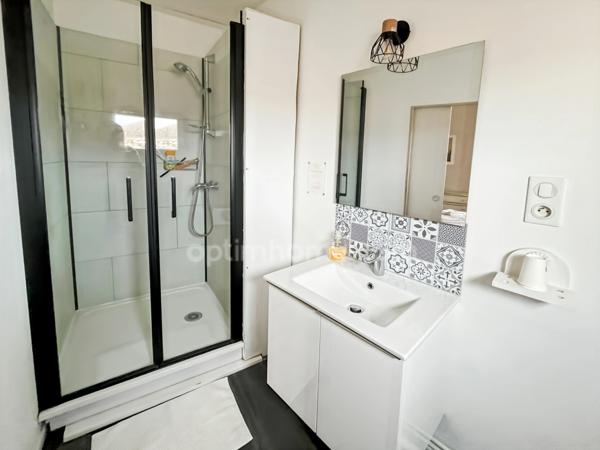 MAISON EN PIERRE + MAISONNETTE + GARAGE 10 PIECES 230 M²