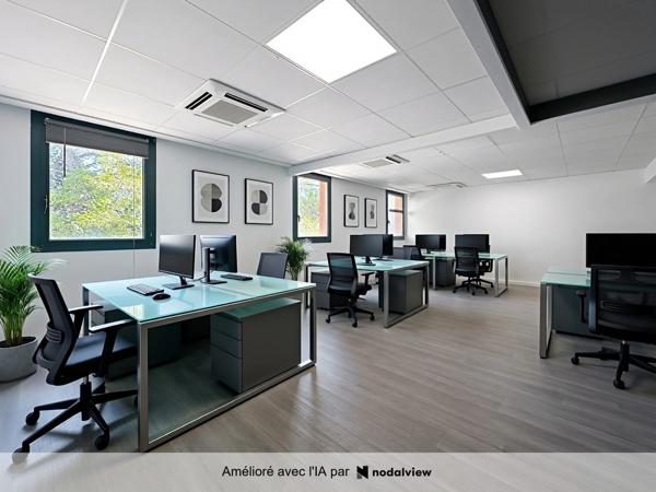 A LOUER LES PENNES-MIRABEAU – LOCAUX MÉDICAUX / PARAMÉDICAUX & BUREAUX – 15 À 150 M² – PARKING – FIBRE