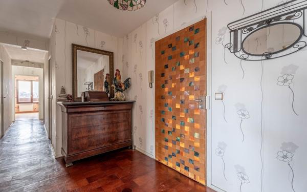 Appartement à vendre    5 pièces • 115 m2 Lyon 9