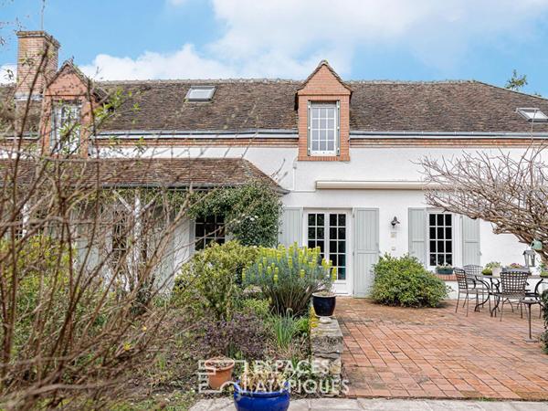 Longère de charme avec piscine proche d’Orléans
