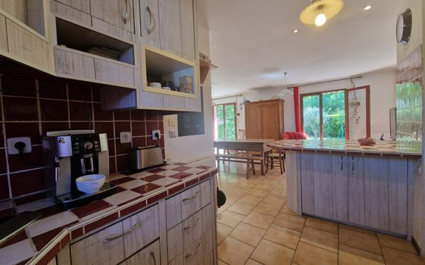 Maison à vendre    5 pièces • 102 m2 Vaires-sur-Marne