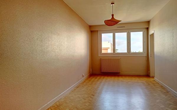 Appartement à louer    2 pièces • 46 m2 Cholet