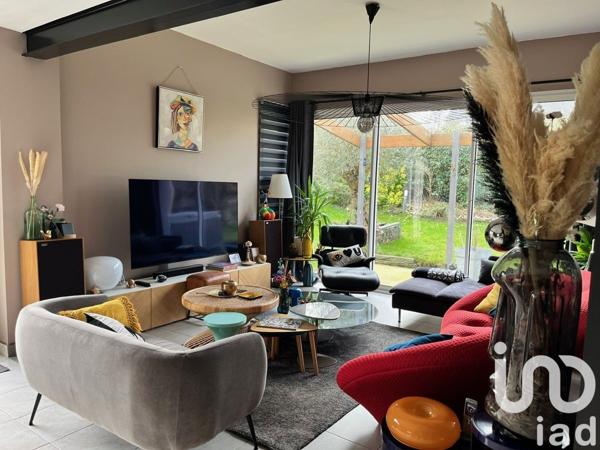 Pavillon 6 pièces de 160 m² à Melesse (35520)