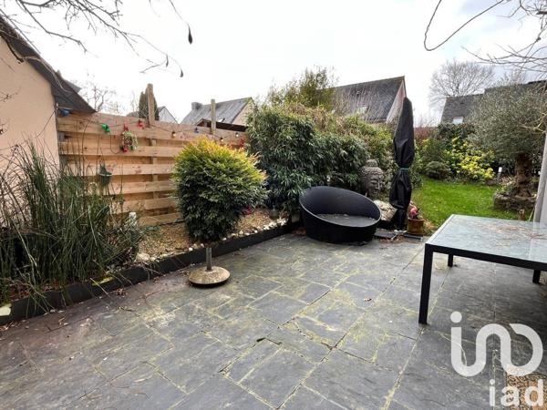 Pavillon 6 pièces de 160 m² à Melesse (35520)