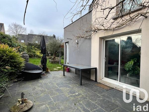 Pavillon 6 pièces de 160 m² à Melesse (35520)