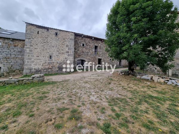 Maison 4 pièces - 200 m² Exclusivité efficity