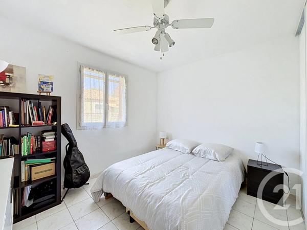 Maison à vendre  6 pièces - 130,80 m 2   MEZE  - 34