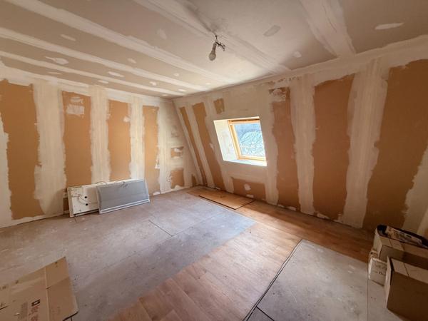 EN EXCLUSIVITE ! Maison de 131m², 5 chambres, avec courette, centre ville, 79 000 €