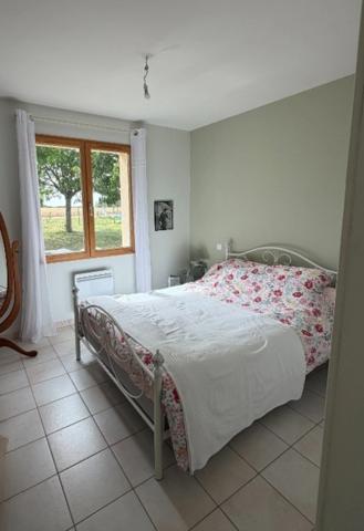 Brie. Maison 90 m² avec garage et jardin