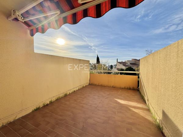 Carqueiranne (83320) Appartement avec grande terrasse et exposition Sud