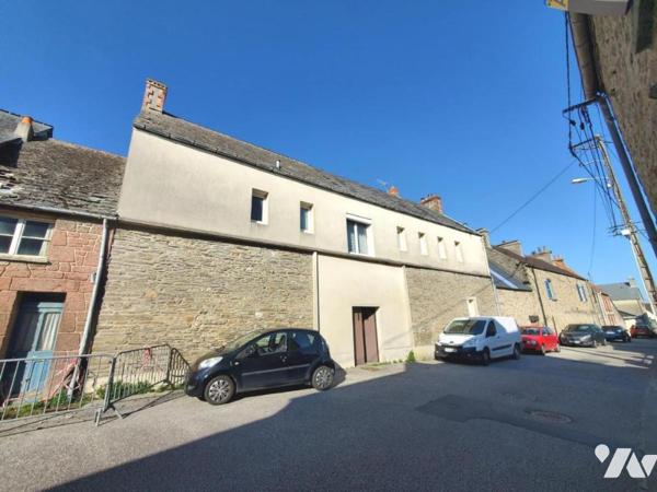 1222 - TOURLAVILLE; ensemble immobilier comprenant 1 logement et garage