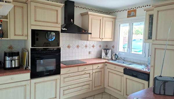 MAISON à SAINT PALAIS SUR MER