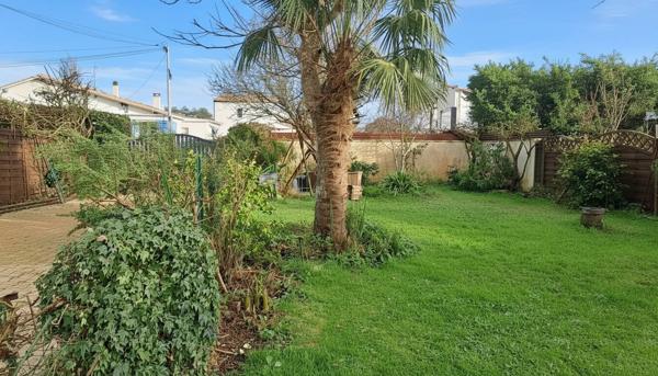 MAISON à SAINT PALAIS SUR MER