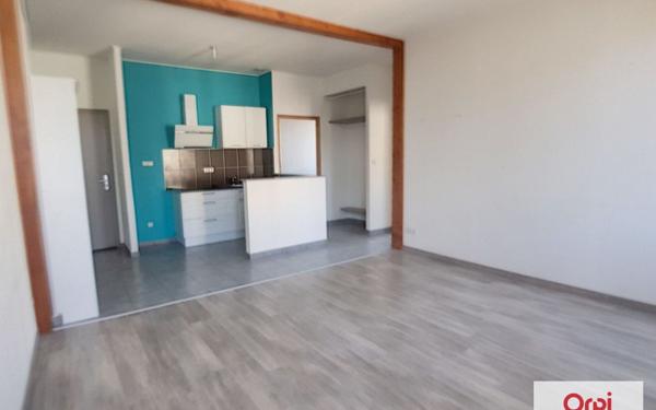 Appartement à louer    3 pièces • 54 m2 Montluçon