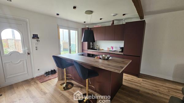 Maison 61 m² à Puiseaux 45390