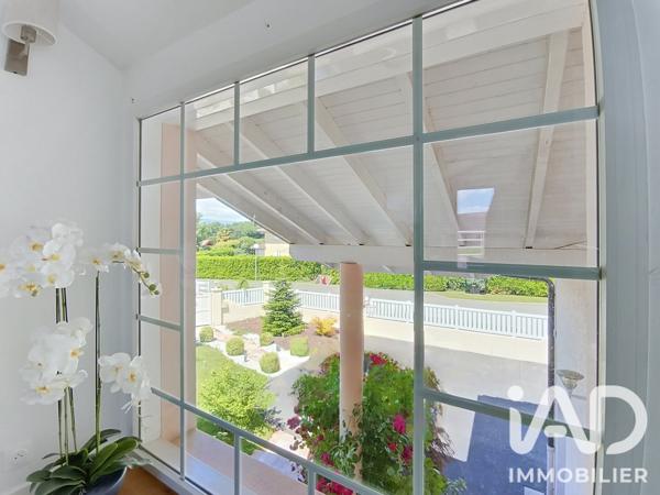 Maison à vendre 9 pièces 289 m² Chens-sur-Léman
