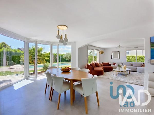 Maison à vendre 9 pièces 289 m² Chens-sur-Léman