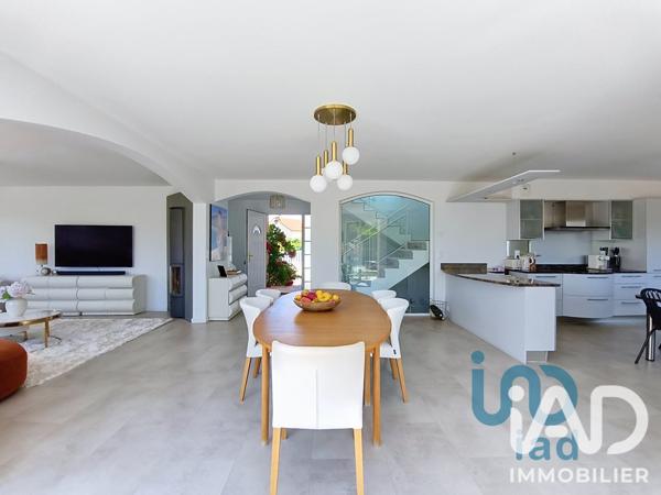 Maison à vendre 9 pièces 289 m² Chens-sur-Léman