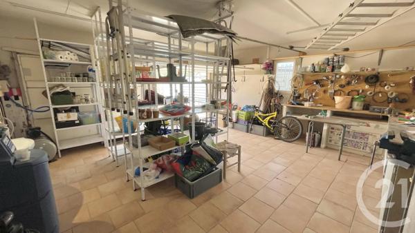 Maison à vendre  7 pièces - 224,29 m 2   MARSILLARGUES  - 34