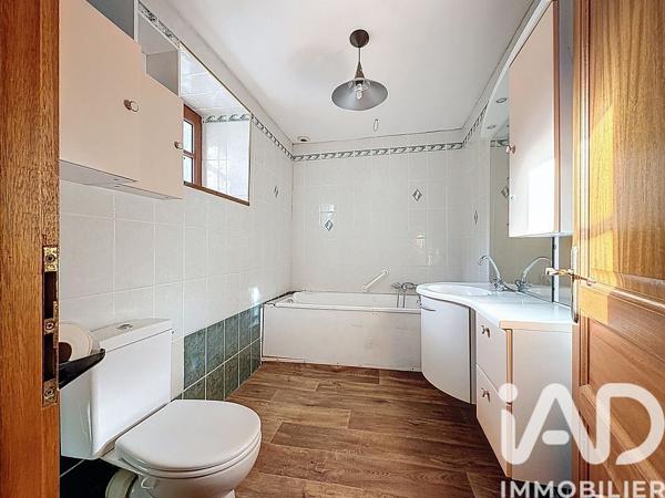 Maison à vendre 8 pièces 120 m² Mortain-Bocage