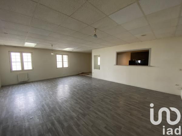 Immeuble à vendre 250 m² Crèvecœur-le-Grand